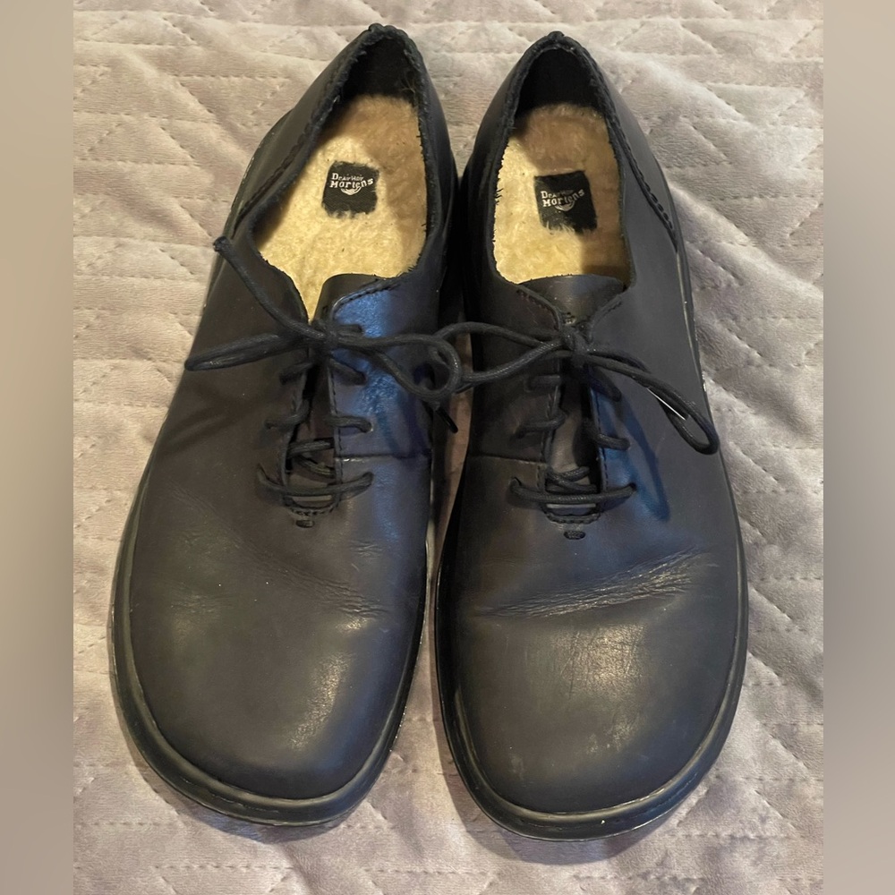 Dr Martens Lorrie 3 sherpa lined shoes women’s size 8 pre-owned condition‎